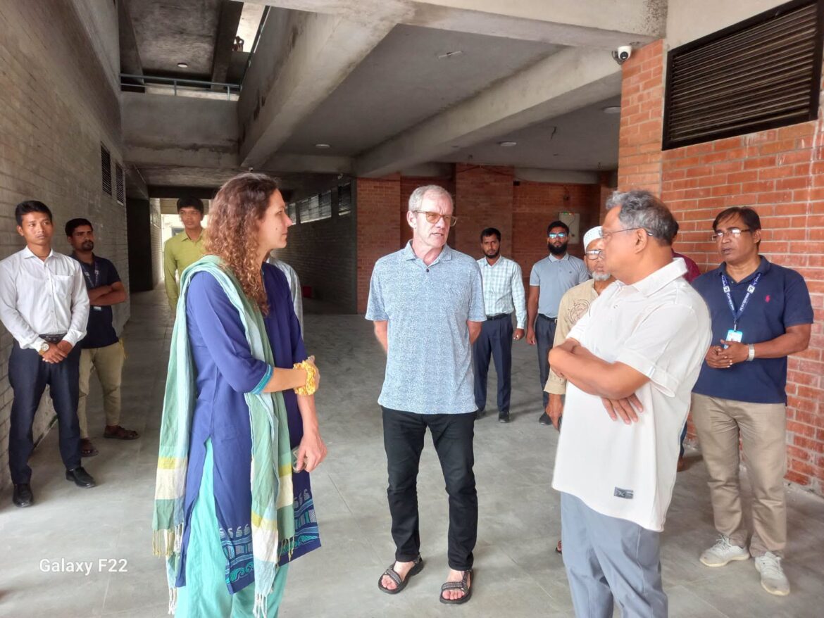 আন্তর্জাতিক একাডেমিক সম্পৃক্ততা জোরদারকরণ | ইউনিভার্সিটি অব বাথের বিশিষ্ট প্রতিনিধি দল EUST-এ সফর